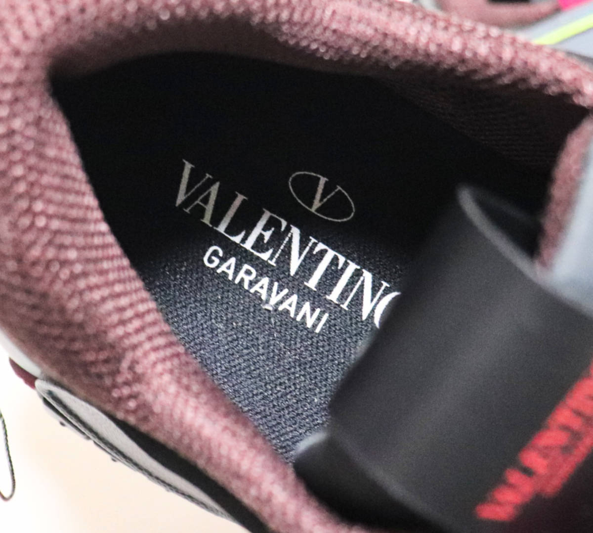 《Valentino ヴァレンティノ》箱付新品 定価111,100円 イタリア製 GARAVANI VLTN WOD レザースニーカー 41(26cm)A8158_画像5