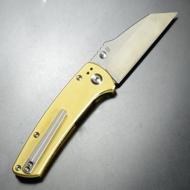 Kansept Knives 折りたたみナイフ Main Street ライナーロック T1015B6 カンセプト 真鍮ハンドル_画像2