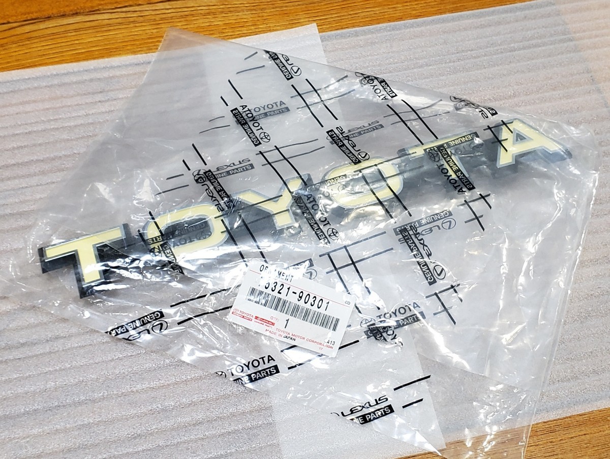 トヨタ│純正部品│エンブレム 40系 ランドクルーザー│フロント