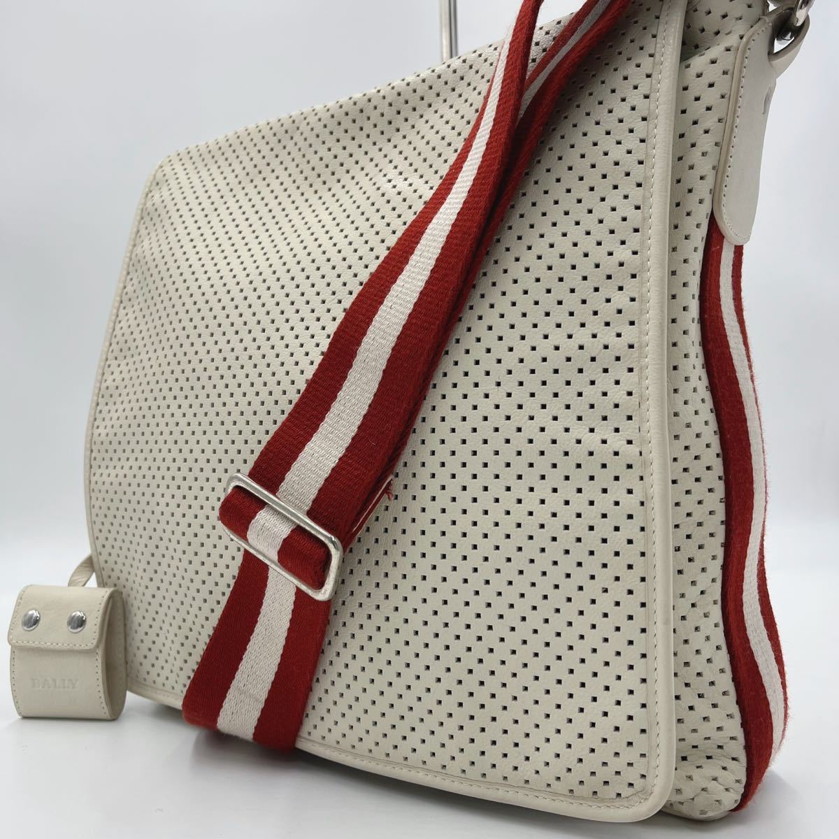1円〜【極美品】BALLY バリーメンズショルダーバッグメッセンジャー