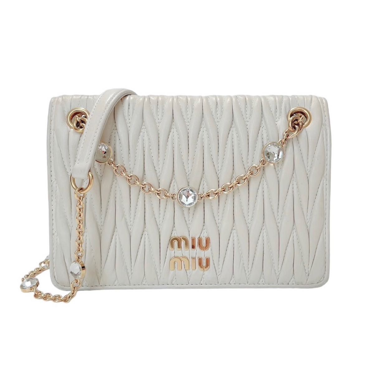 《セール》miumiu マトラッセ マテラッセ ナッパ レザー ビジュー バッグ 2way 白