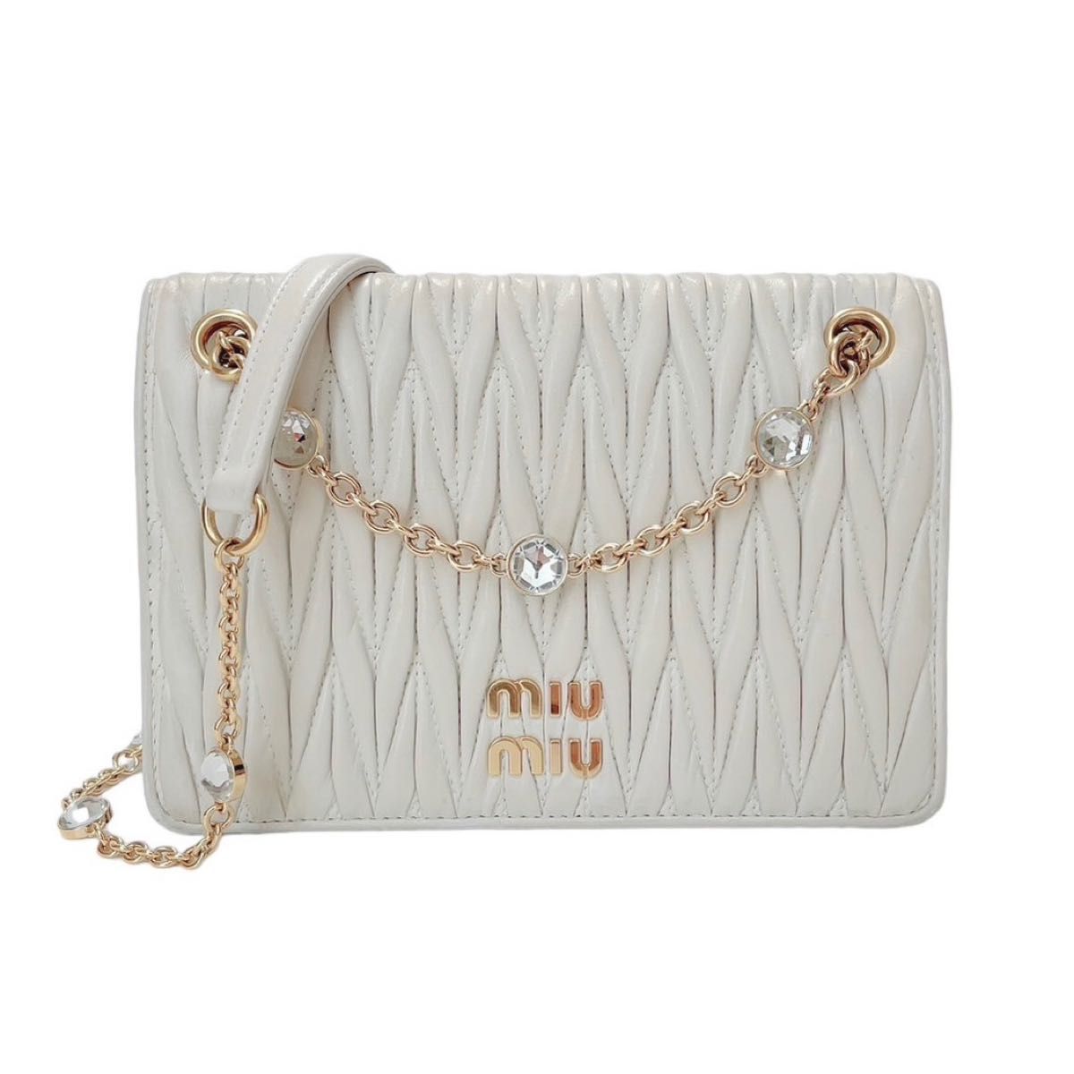 セール》miumiu マトラッセ マテラッセ ナッパ レザー ビジュー バッグ