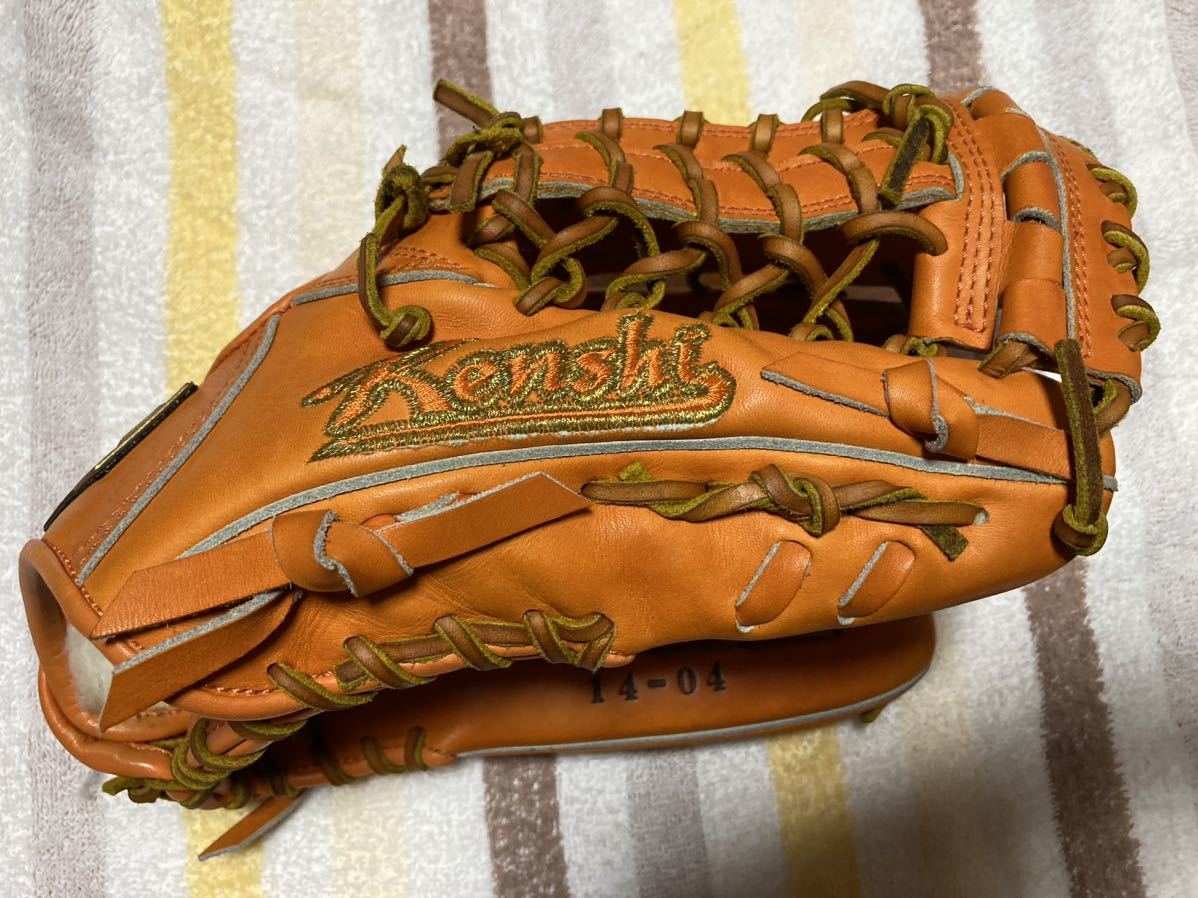  origin Hokkaido Nippon-Ham Fighters Japanese cedar ... supplied goods actual use out . hand glove 