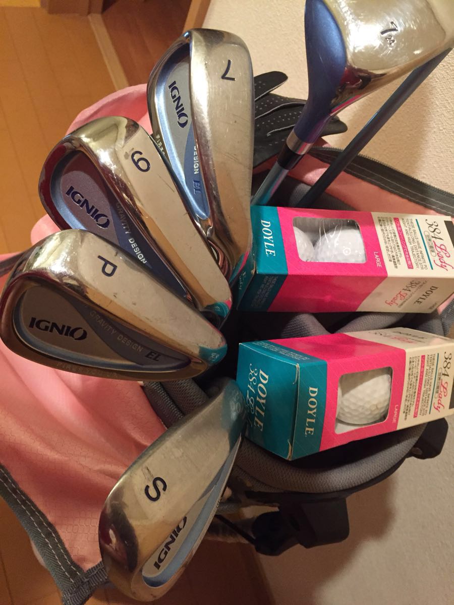 女子高爾夫俱樂部設有8件IGNIO＆fitway球童包和球手套 原文:レディース ゴルフ クラブ セット 8本IGNIO &fitwayキャディバッグ& ボール 手袋 オマケ付き