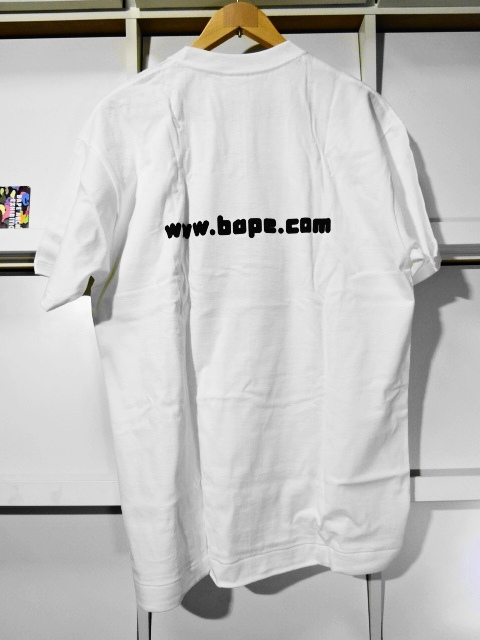 非売品 BAPEMANIA ゴールドカード ランチBOX付き ベイビーマイロ ラメTシャツ A BATHING APE（ア ベイシング エイプ）【Ｌ】 NIGO 新品_画像3