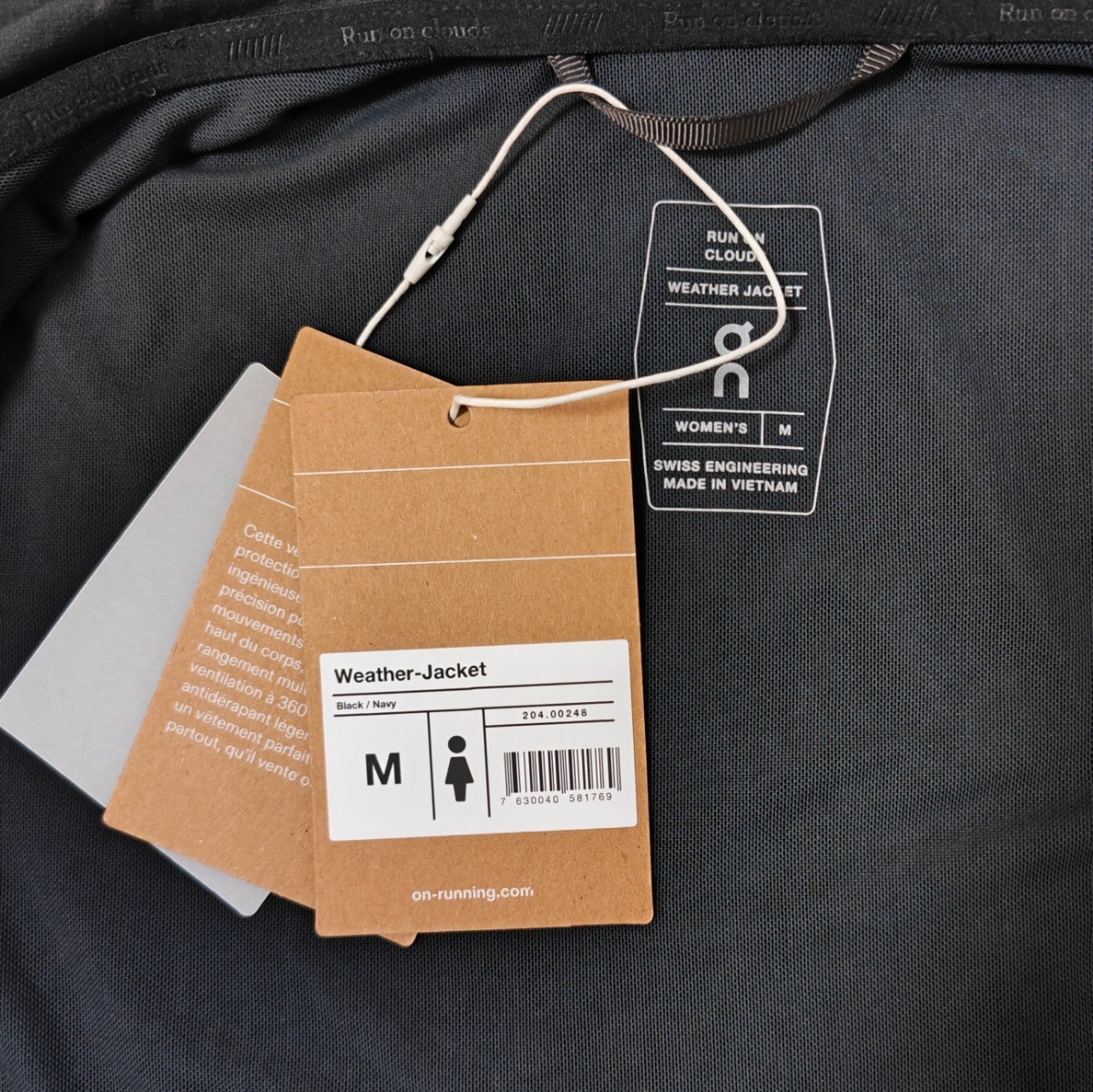 on オン レディース running ランニング ウィメンズ WEATHER JACKET ウェザージャケット ネイビー Mサイズ パーカー 国内正規品