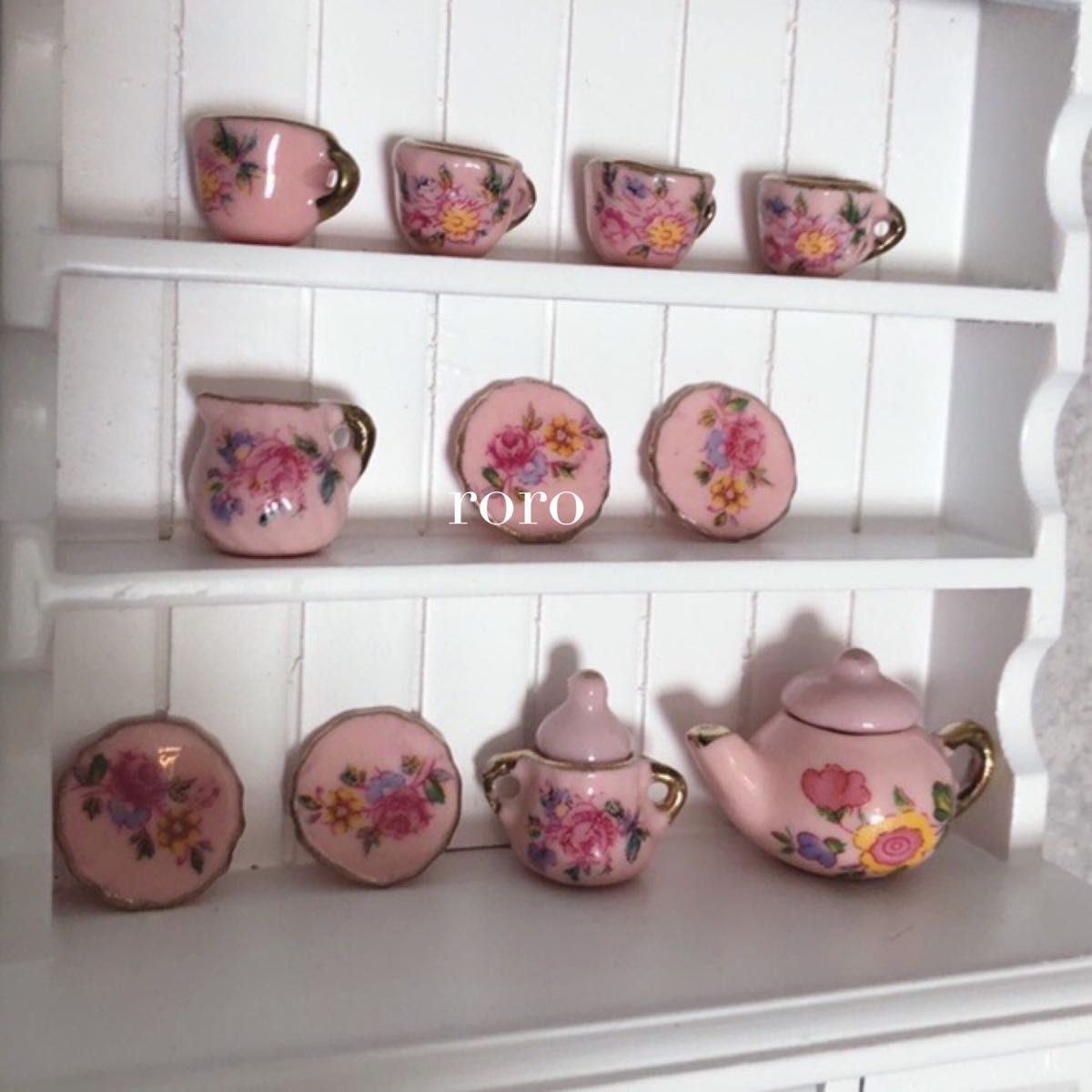 ドールハウス人形小物皿,ミニチュアブライス花柄ティーカップセットりかちゃんオビツ