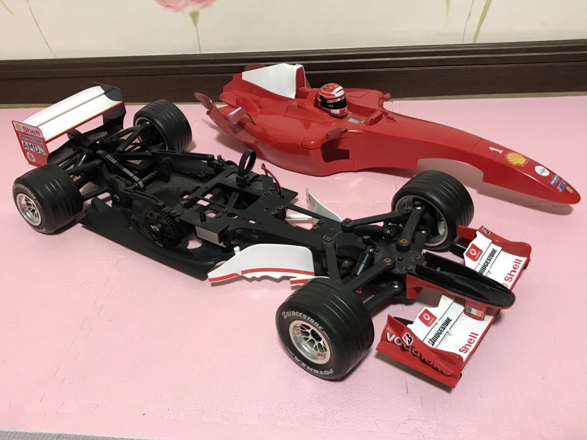送料無料 1/8 フェラーリ F2004 フォーミュラカー エンジンカー 送料無料 1/8 フェラーリ F2004 フォーミュラカー エンジンカー