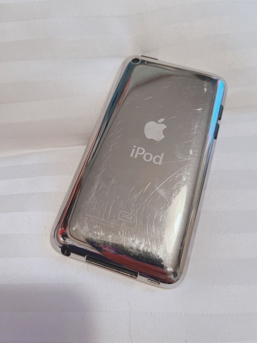 激安格安割引情報満載 Apple iPod touch 第4世代 32GB MD058J A 580