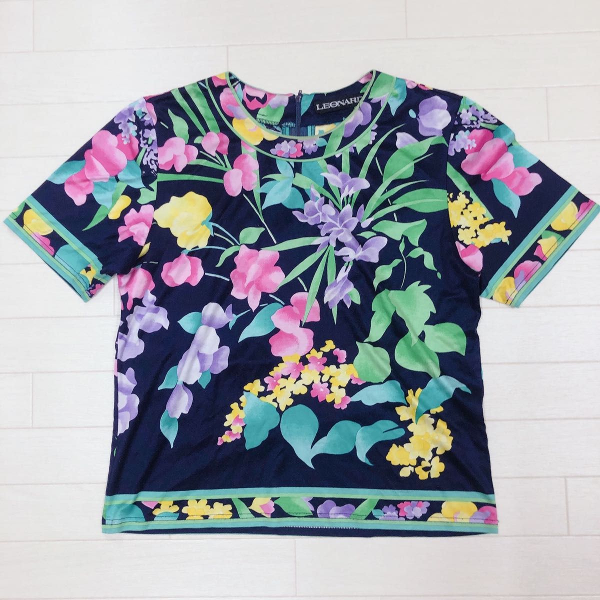 美品 レオナール 花柄 半袖 Tシャツ カットソー トップス