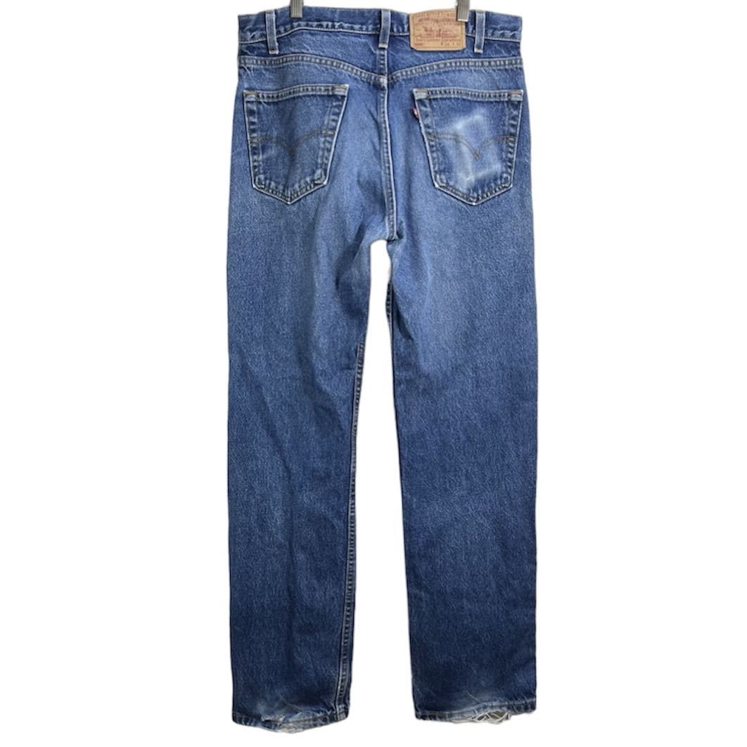 ■ ビンテージ 鬼ヒゲ グッドサイズ 00s USA製 Levi's リーバイス 505 インディゴ ストレート デニム パンツ サイズ W34 W32 ボタン裏513■_画像4