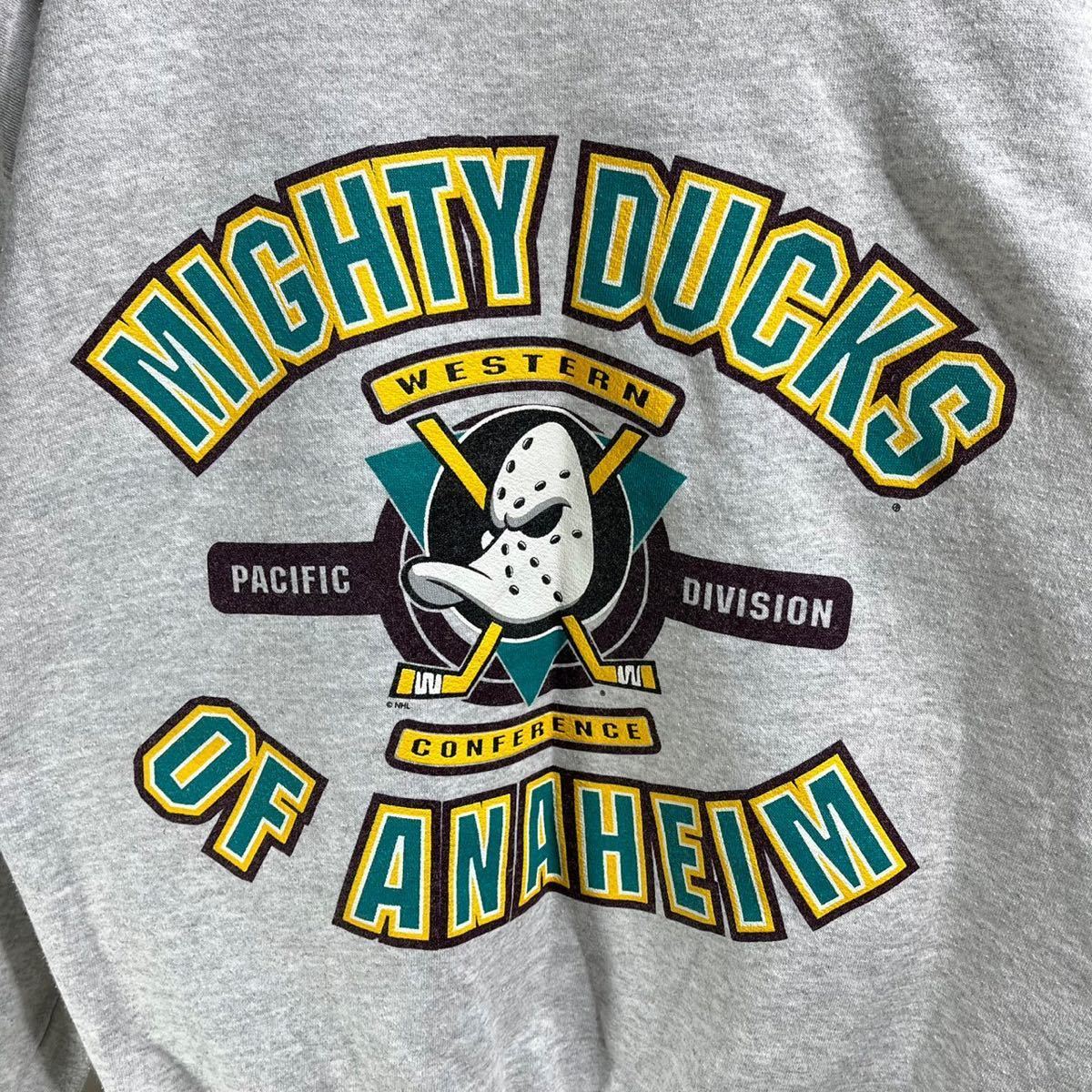 ■ 90s ビンテージ USA製 Hanes ヘインズ NHL MIGHTY DUCKS ANAHEIM DUCKS イラスト スウェット トレーナー サイズL Disney ホッケー ■_画像2