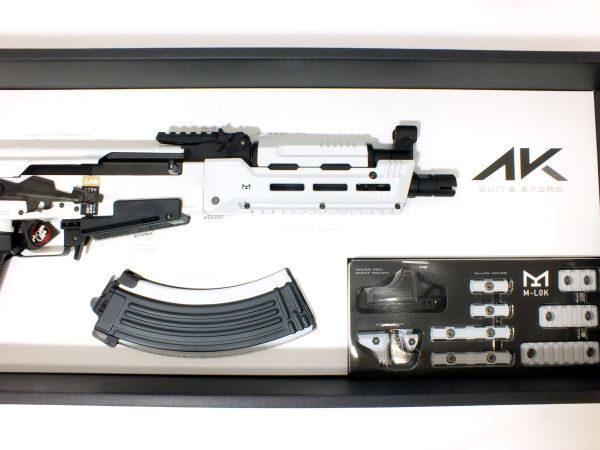 n7196kny 【未使用】 東京マルイ 次世代電動ガン AK WHITE STORM