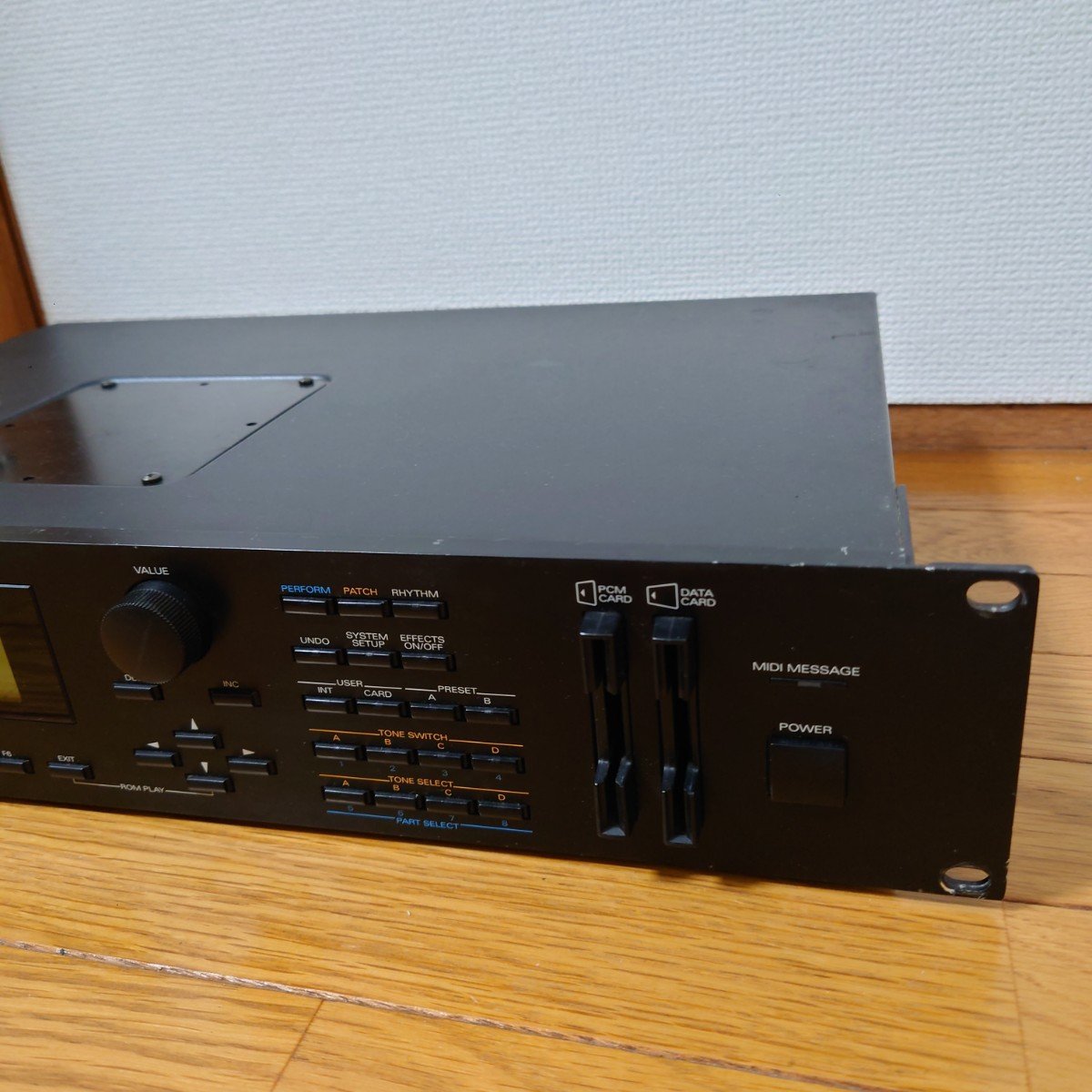 Roland JD-990 音源モジュール 動作品 | normanhubbard.com
