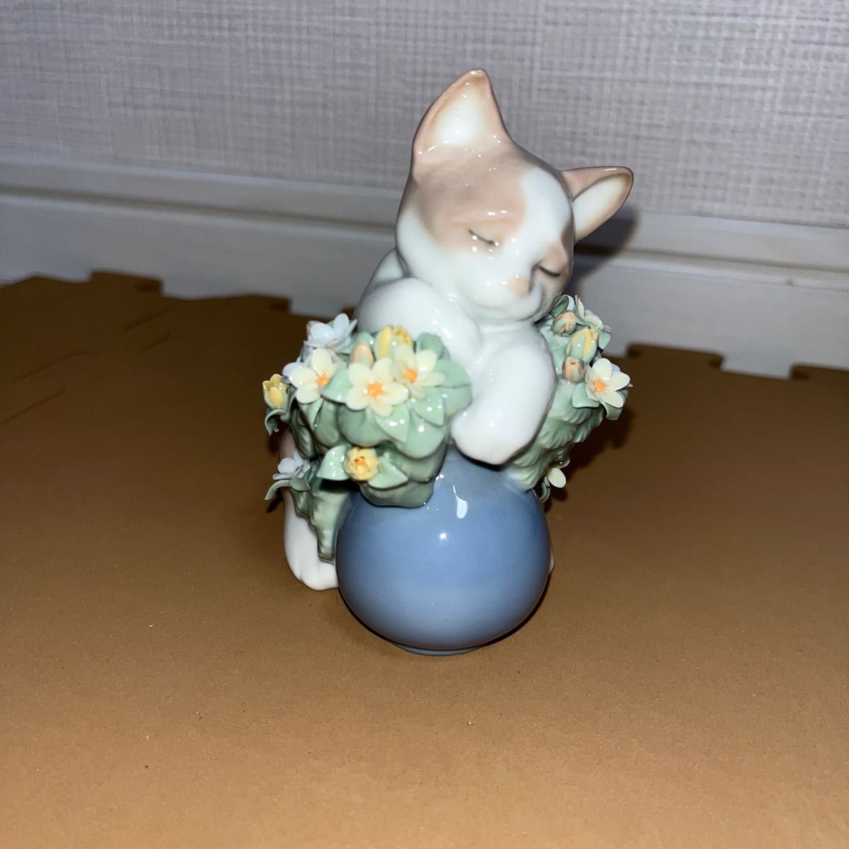 リヤドロ LLADRO 猫 花 置物|Yahoo!フリマ(旧PayPayフリマ) リヤドロ LLADRO 猫 花 置物|Yahoo!フリマ(旧PayPayフリマ)