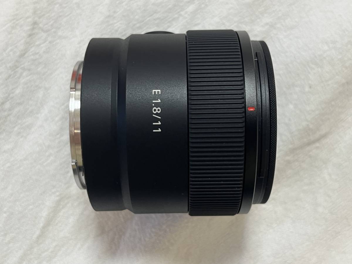 美品・送料無料】 SONY ソニー E 11mm F1.8 SEL11F18 / 広角単焦点