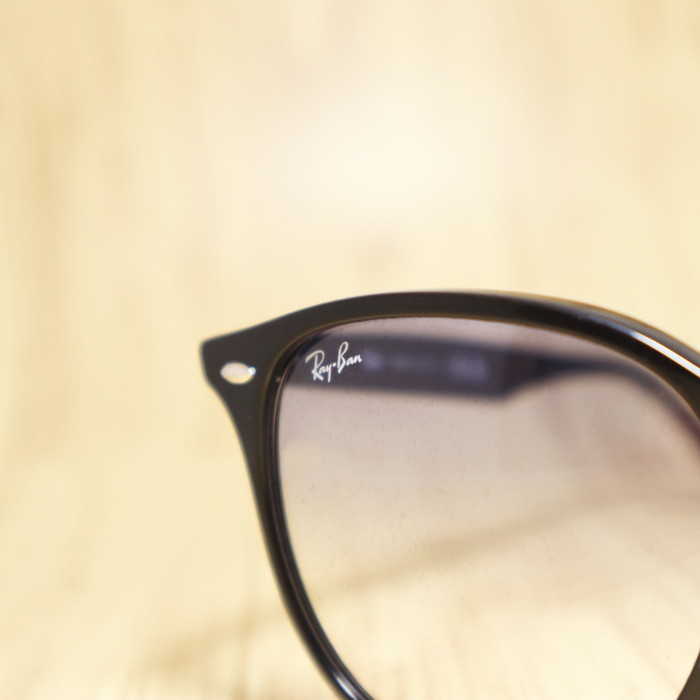 国内正規品 新品未使用・ RayBan RB4259F-601/19 RB4259F-60119 国内正規品 新品未使用・ RayBan RB4259F-601/19 RB4259F-60119