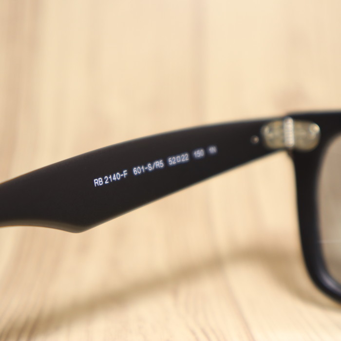 RayBan 国内正規品 木村拓哉モデル RB2140F-601SR5 RB2140F-601S RayBan 国内正規品 木村拓哉モデル RB2140F-601SR5 RB2140F-601S