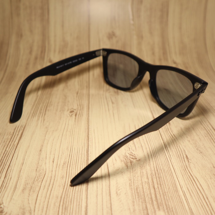 爆速発送!RB2140F-601SR5 レイバン サングラス キムタク着用モデル RayBan 国内正規品 木村拓哉モデル RB2140F-601SR5 RB2140F-601S
