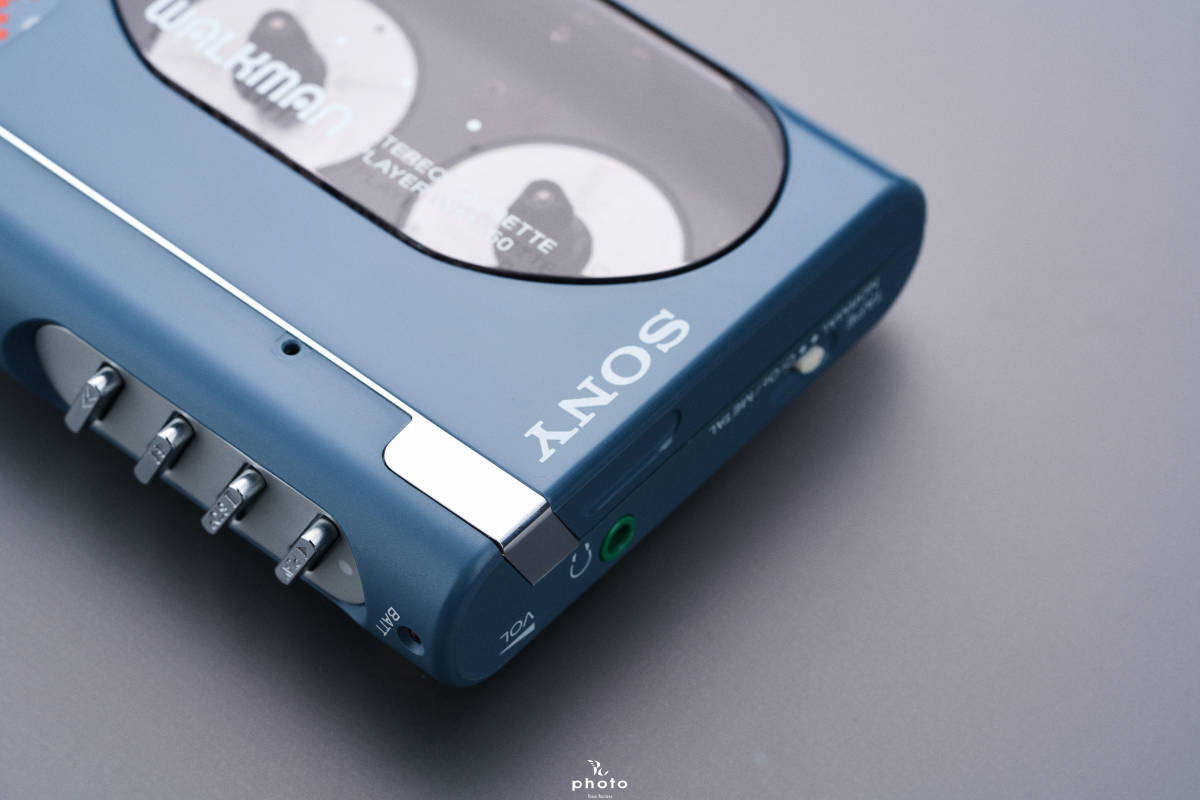 ★極美品・動作〇★ SONY ソニー WALKMAN 稀少モデル ポータブルカセットプレーヤー WM-50 BLUE 整備品_画像7