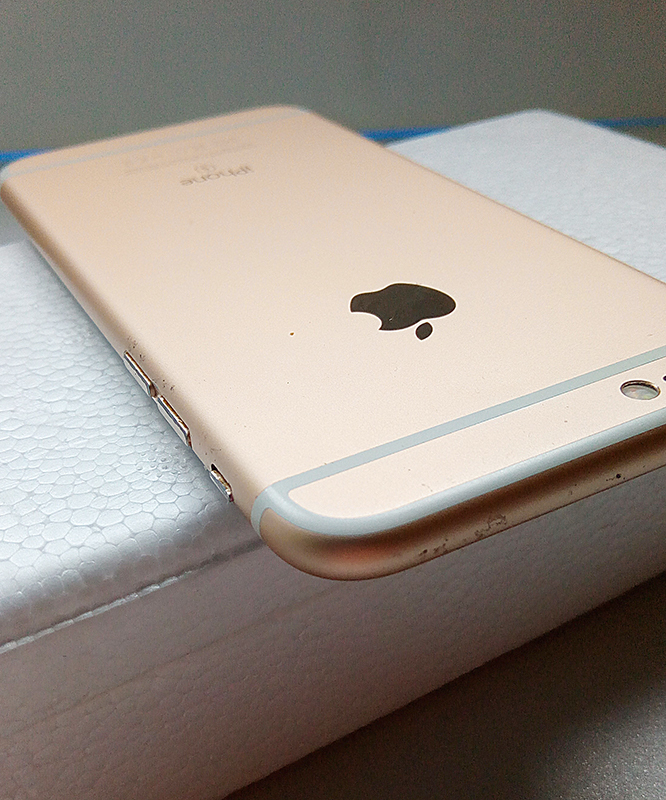 Apple iPhone6s 64GB A1688 ゴールド 動作品の画像7