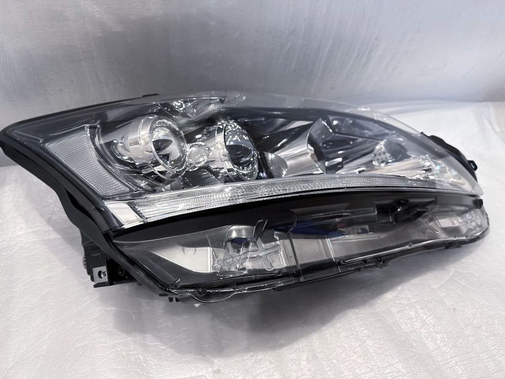 極上品美品破損無 ZWA10 レクサス 純正 CT200h 中期 LED ヘッドライト
