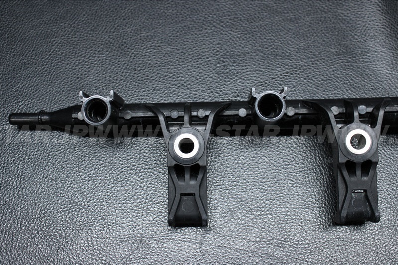 ヤマハ FZS 2009年モデル 純正 ステアリングシャフト 展示品 ヤマハ FZS 2009年モデル 純正 ステアリングシャフト 展示品