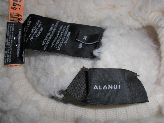SALE!! ゆうパック(おてがる版)送料込・アラヌイ　ALANUi 　レディース・ウールニット帽子・サイズOS・USEDです