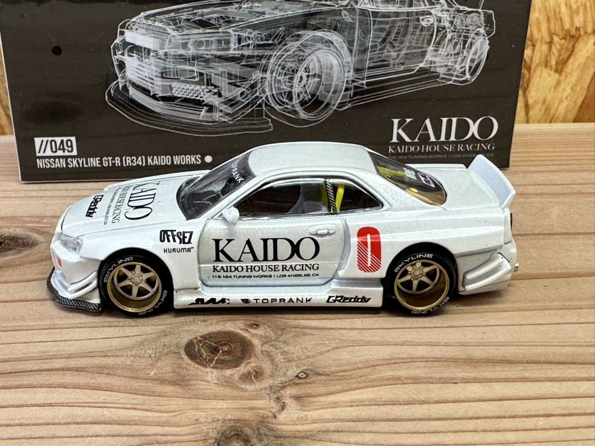 在庫一掃】 1/64 MINI GT 街道ハウス 日産 GT-R R34 会場限定 ミニカー
