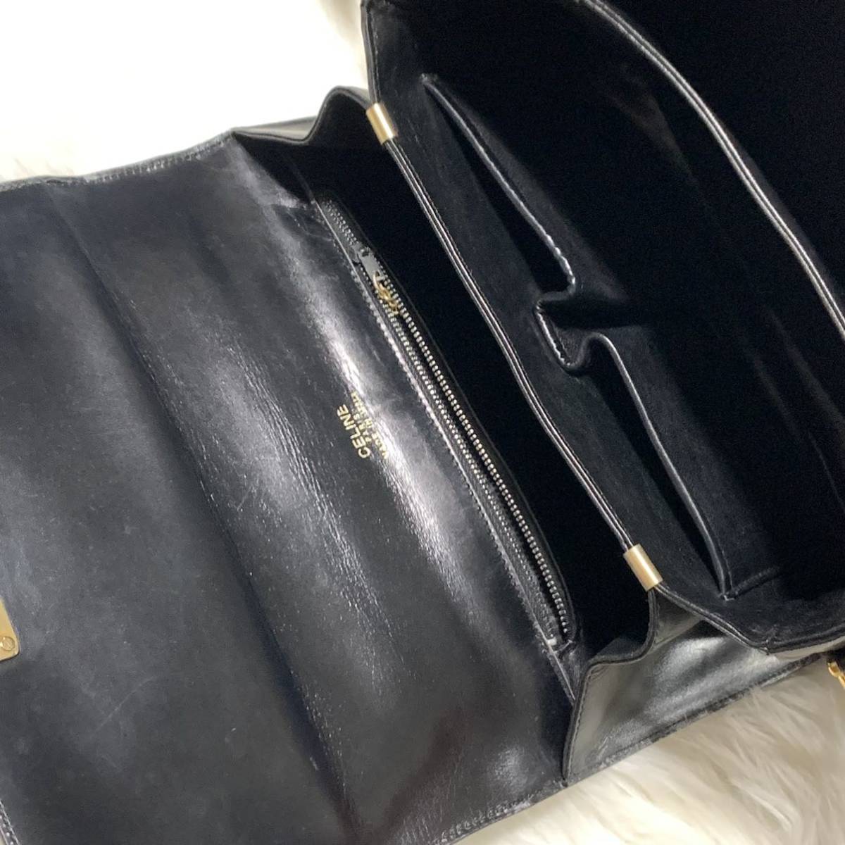 希少美品 CELINE セリーヌ 馬車金具 ショルダーバッグ レザー ブラック