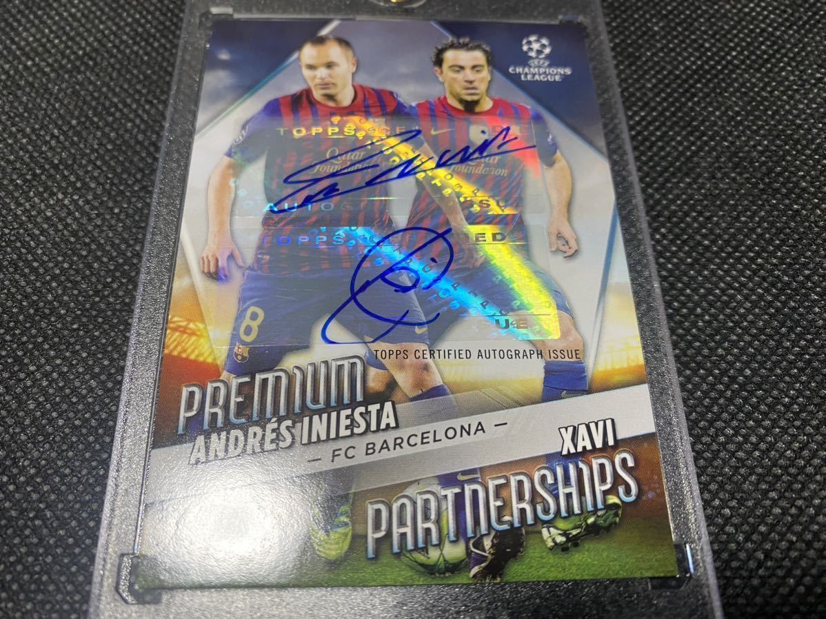 ☆2022-23 Topps UEFA Club Competition Iniesta Xabi コンボ直筆