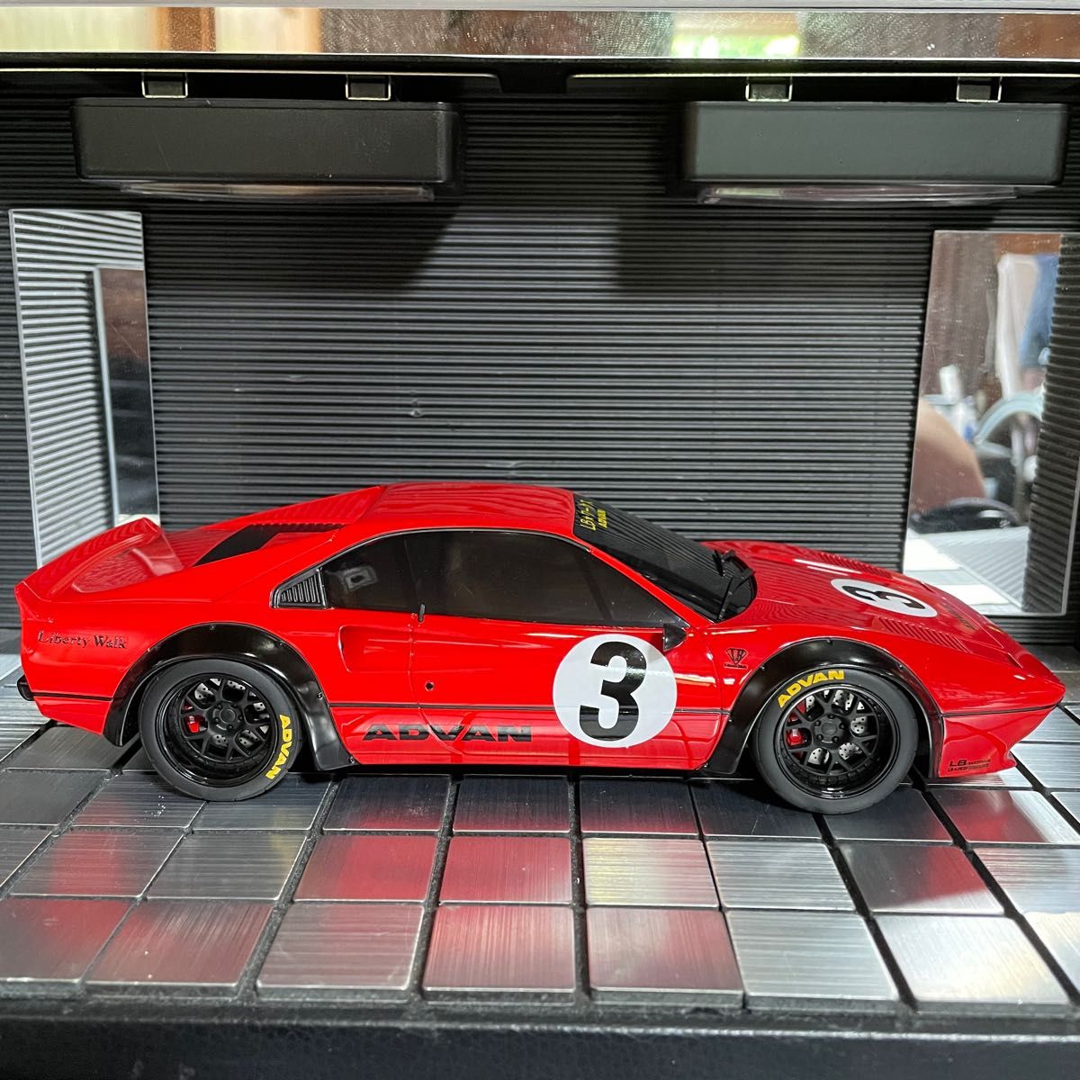 未展示品 GTスピリット1/18 LBワークス　フェラーリ308GTB