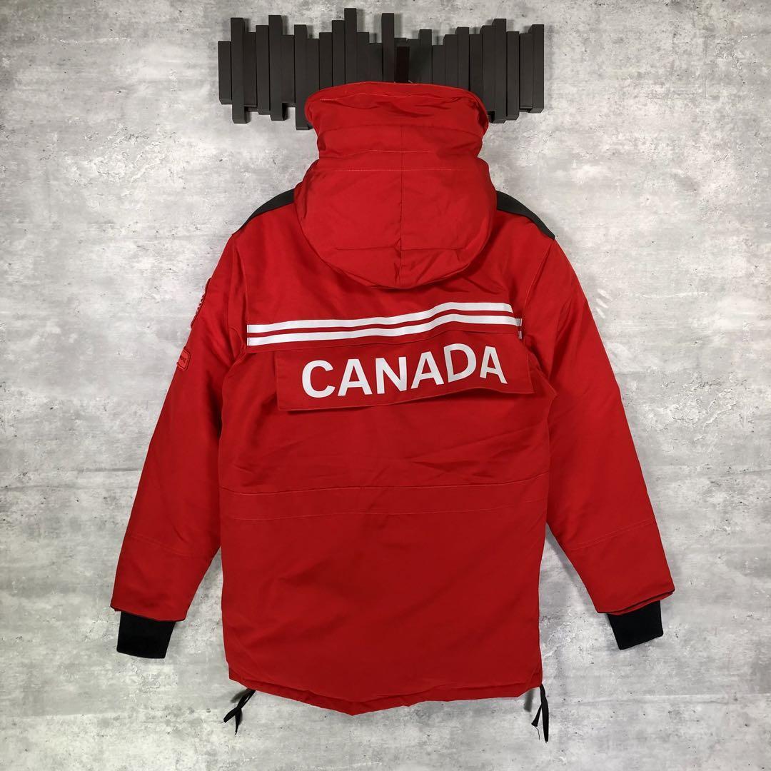 [CANADA GOOSE] Canada Goose (S) hood down jacket 