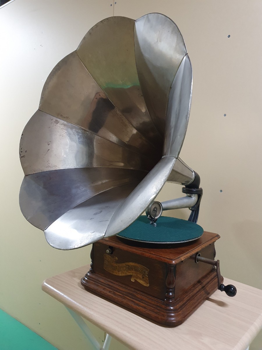 格安スタート!1900年~1910年頃 コロンビア ラッパ型 蓄音機 格安スタート!1900年~1910年頃 コロンビア ラッパ型 蓄音機