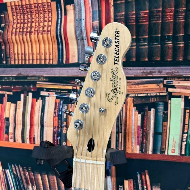 5232】 Squier by fender Telecaster model | inmano.com.br