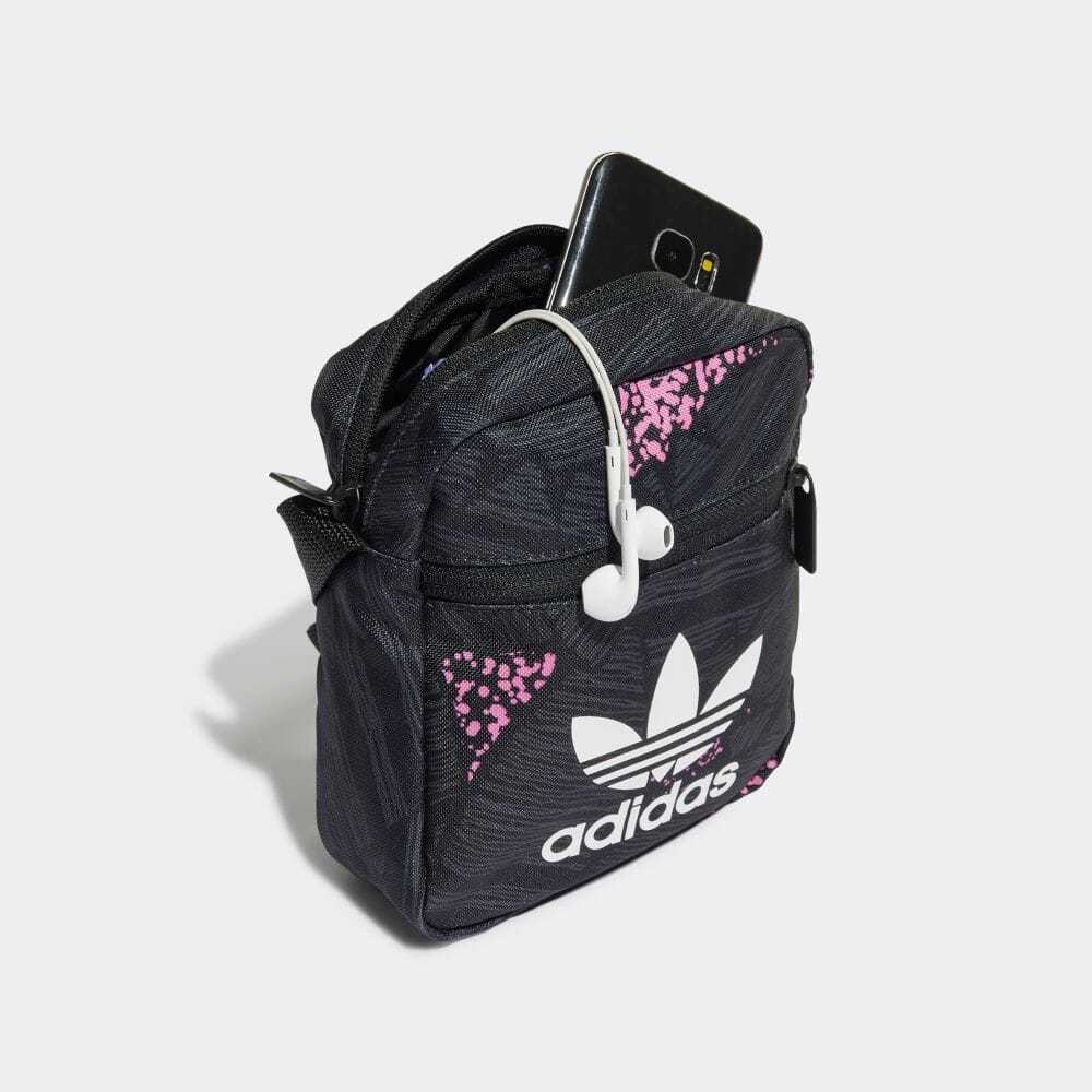 [ new goods ] adidas Originals | Rekive festival bag 2.5L | black / carbon / Bliss pink | Adidas Originals | BLACK black |