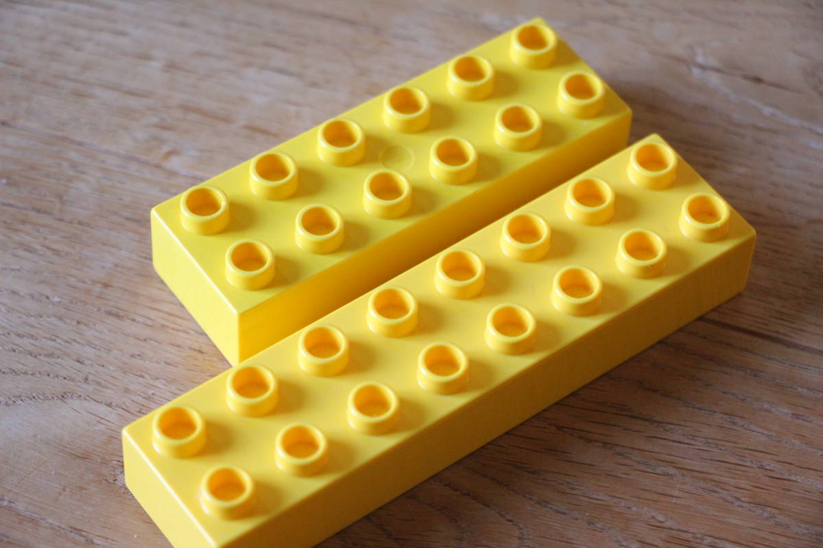 ☆2個セット☆LEGO☆レゴ デュプロ 2×6ポッチ 2×8ポッチ 黄色 基本ブロック パーツ_画像1