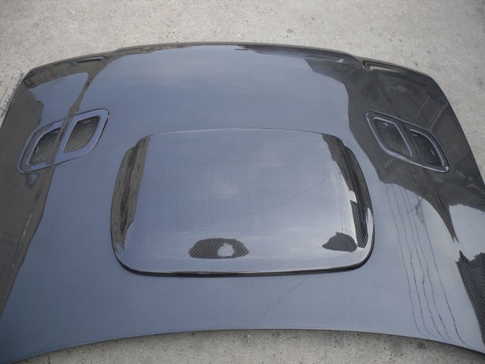 GC8 Impreza bonnet duct attaching carbon 