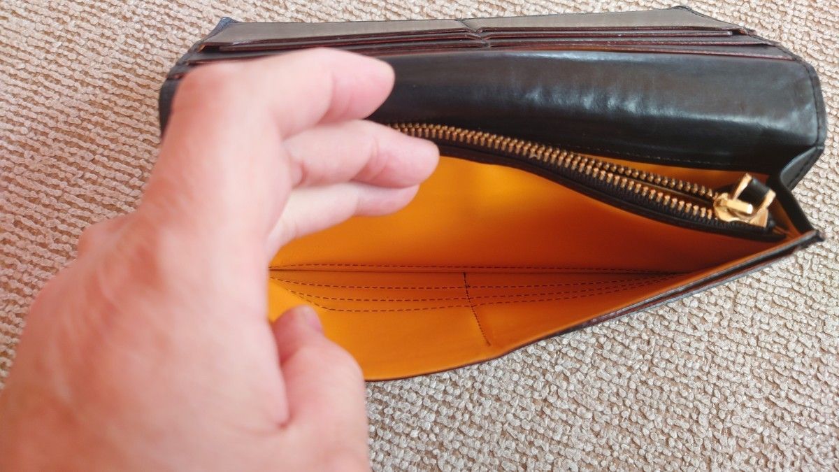 GANZO ガンゾ KESEMAケセマ ファスナー小銭入れ付き 長財布