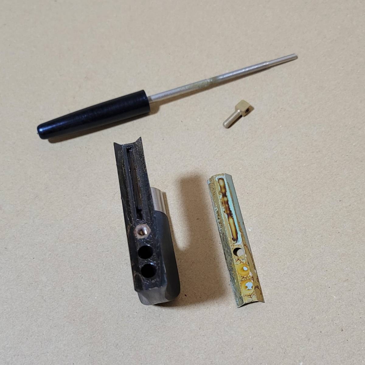 N-58 コントラバス弓ジャーマン式用 フロッグ おネジ付き 送料 N-58 コントラバス弓ジャーマン式用 フロッグ おネジ付き 送料