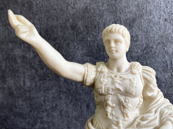 彫像 プリマポルタのシーザーアウグスト 大理石風 白い像 22cm Caesar Augustus of Prima Porta イタリア製Made in Italy ローマ帝国/英雄の画像7