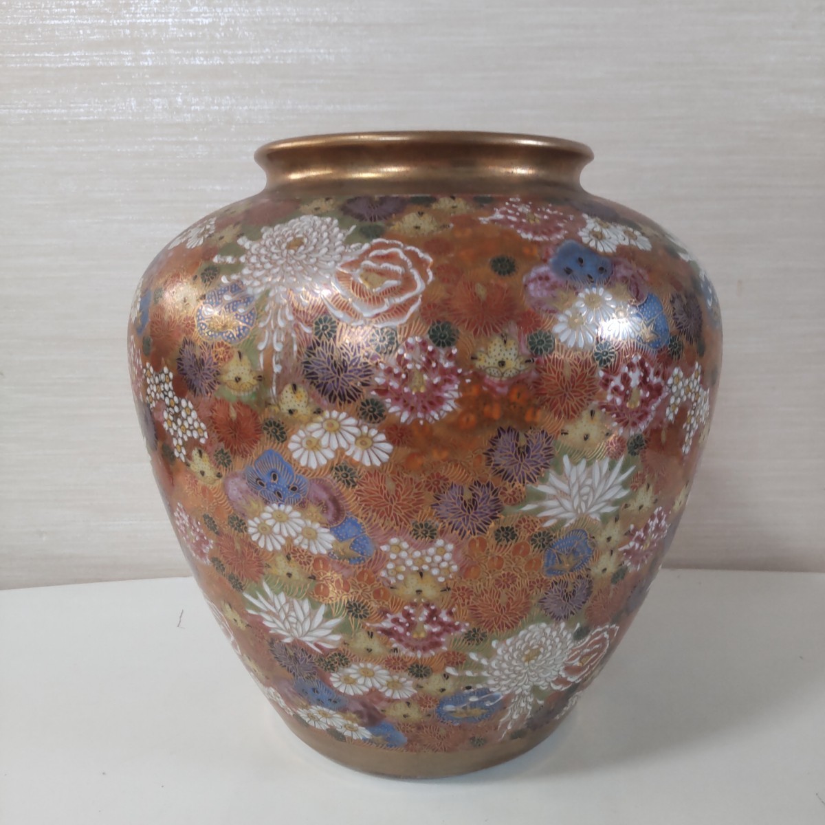 九谷焼 花瓶 花器 金彩 金縁 花柄 花文様 花絵金彩花詰文花瓶