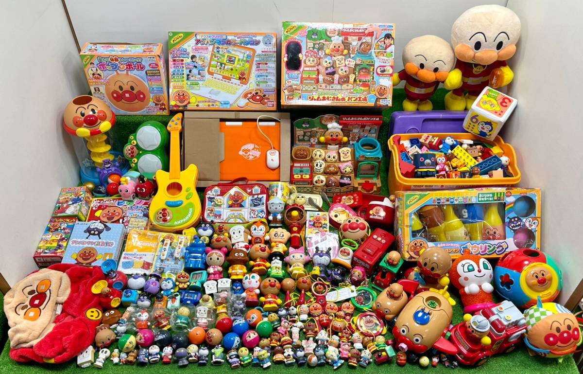 ◯37-16 アンパンマン 知育玩具 おもちゃ 雑貨 大量 まとめて パン工場 