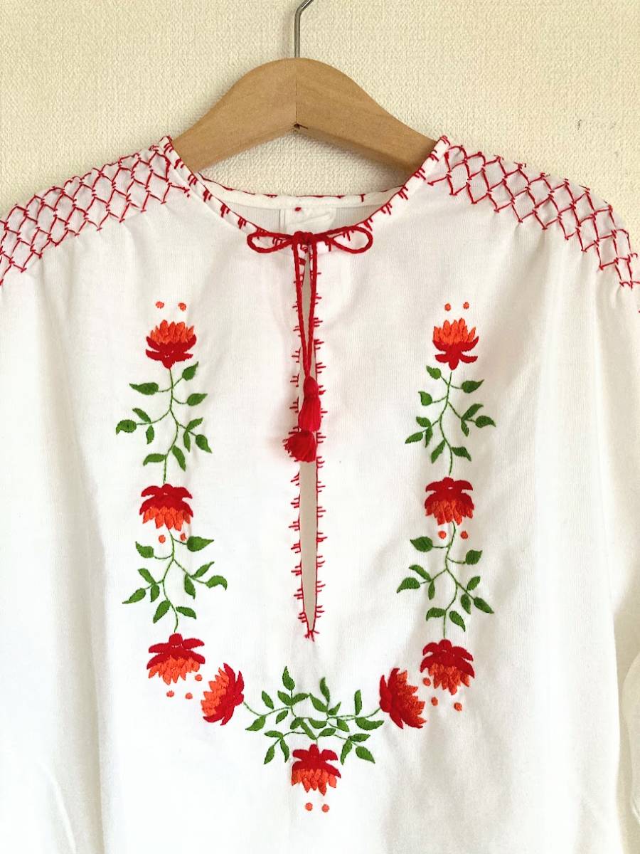 送料無料 ハンガリーヴィンテージ手刺繍ブラウス/ジャンティーク/民族