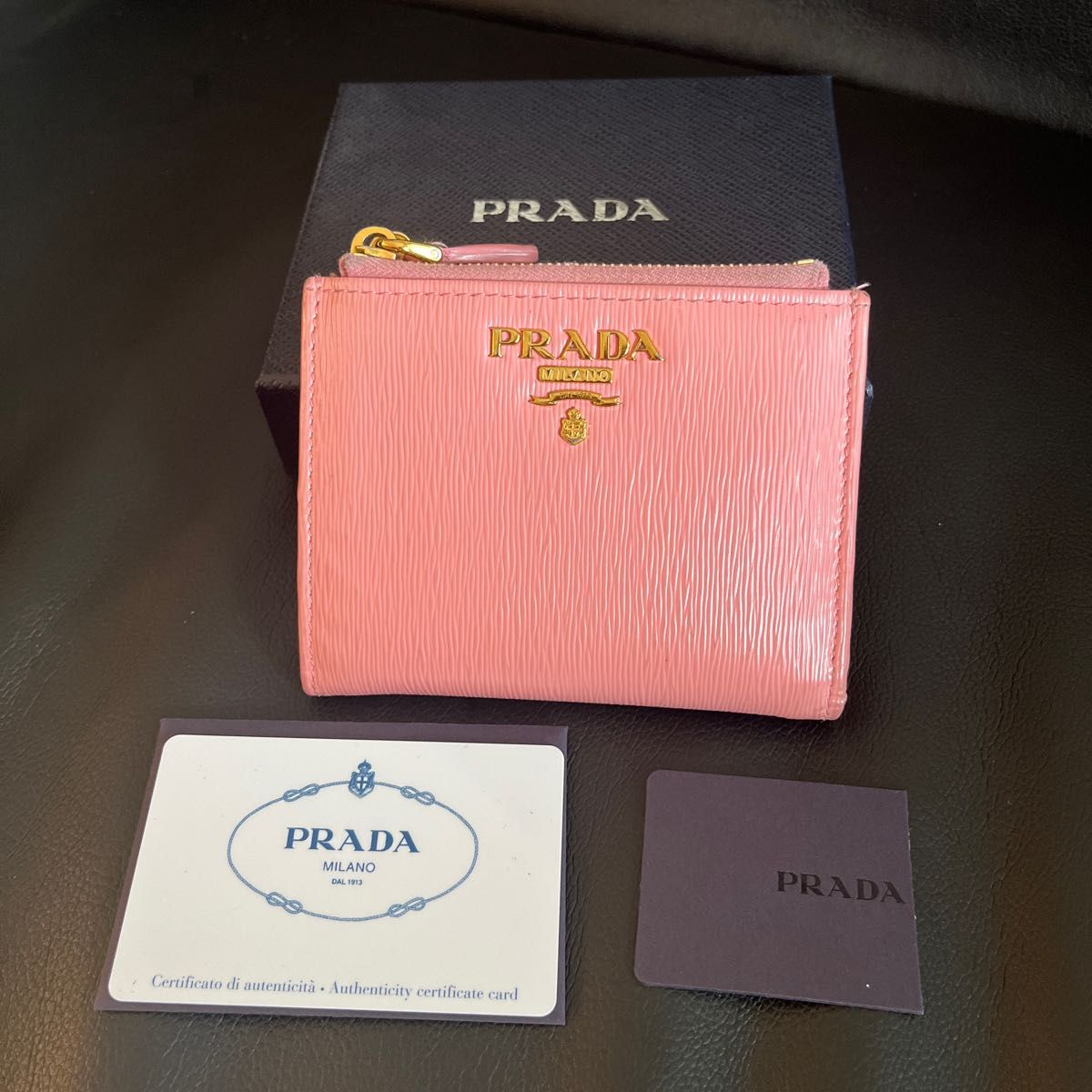 【超美品】PRADA 二つ折り財布 サフィアーノ ミニ財布 パスケース プラダ カードケース 財布 ウォレット