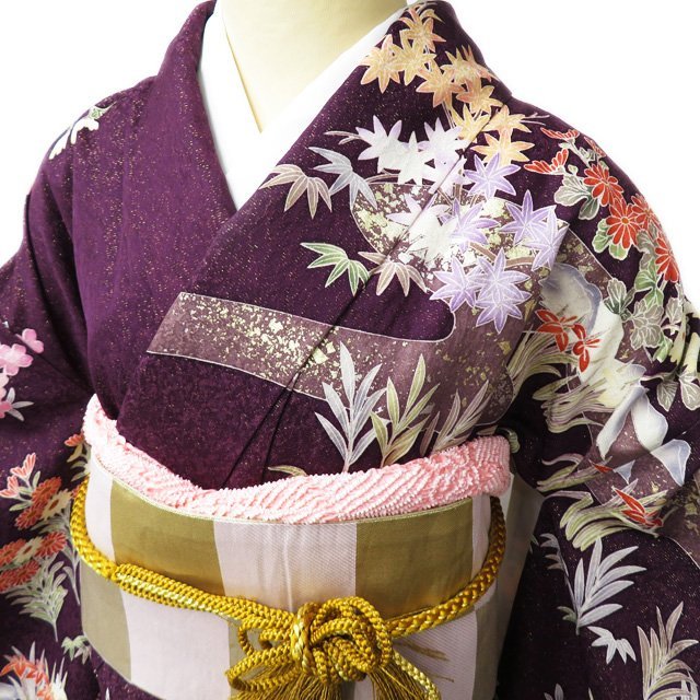 振袖襦袢2点セット着物中古花模様流水御車金駒刺繍金通し桑の実色多色