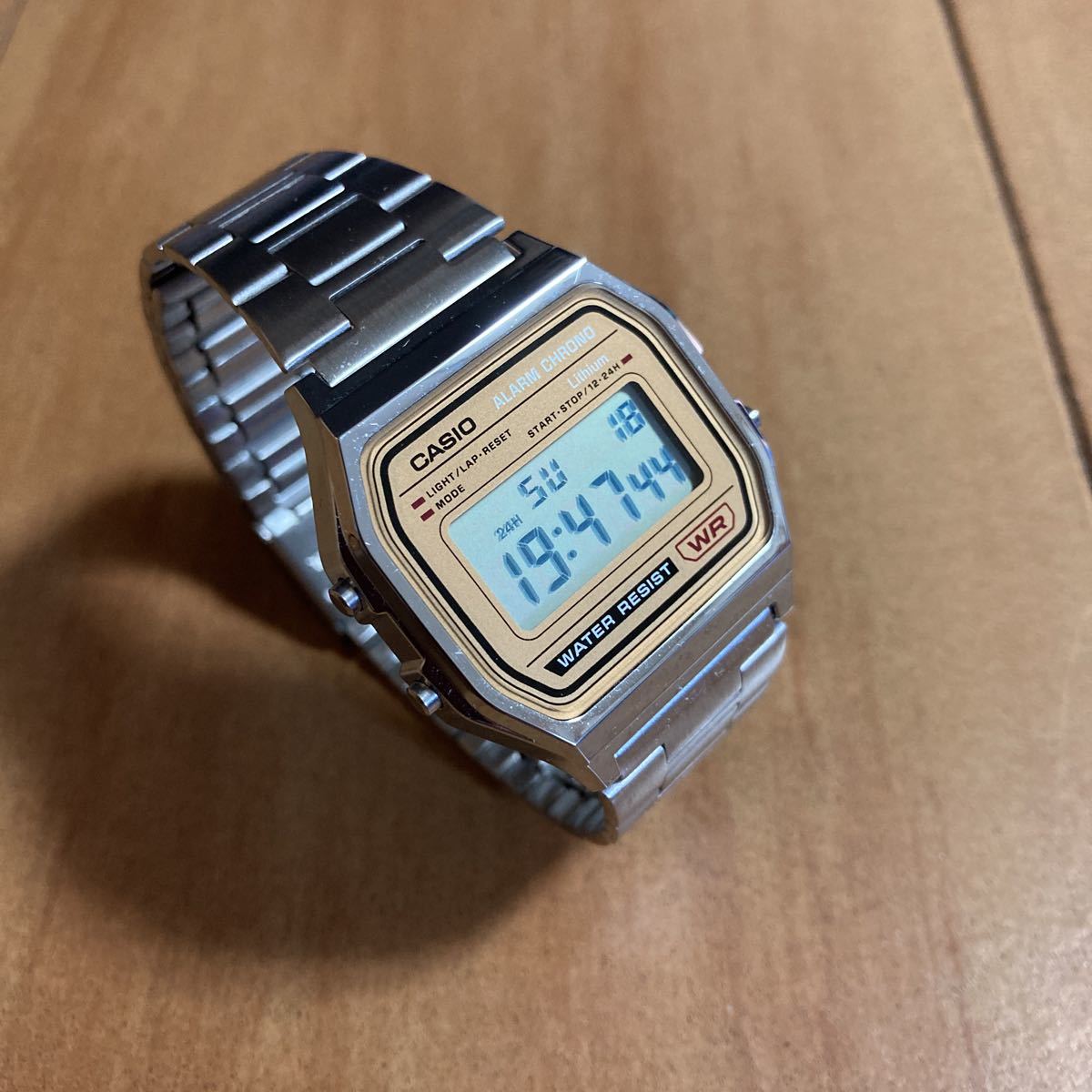 casio カシオ F-84W 稼動品 チープカシオ