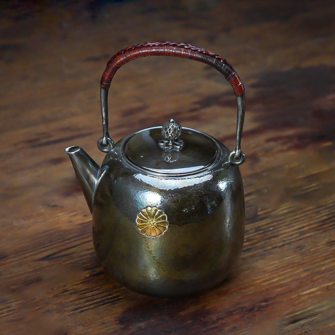 古銀 茶壺 「純銀櫻花紋提梁壺」 銀瓶 煎茶 湯沸 急須 茶道具 南鐐 金工 茶器 時代物 銀純度99.9% LT-05420_画像3