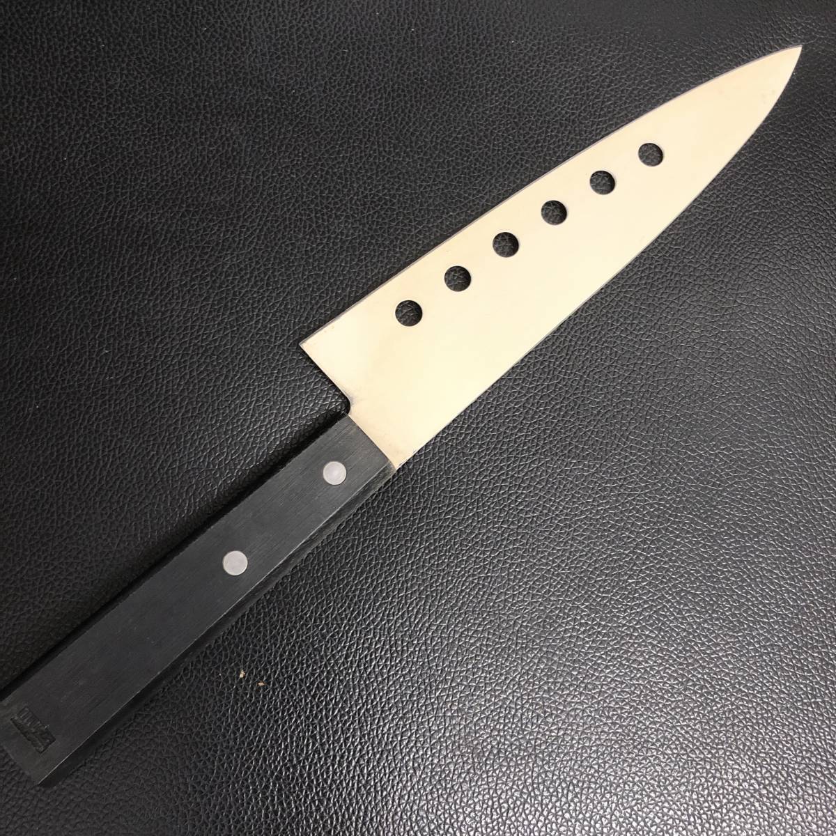 《調理器具》 キッチン「明道：MyoDo 三徳包丁 A-40AA」 長さ：約31cm 重量：約106.5g 日本製 未使用・保管品_画像3