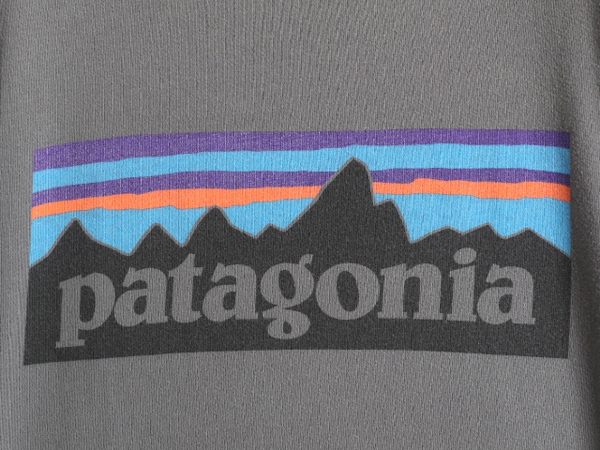 USA製 ■ 16年製 パタゴニア プリント 半袖 Tシャツ メンズ XS / Patagonia アウトドア フィッツロイ オーガニック コットン ボックスロゴ_画像2